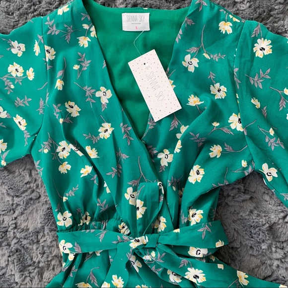 Sienna sky floral dress size S - Picture 3 of 8